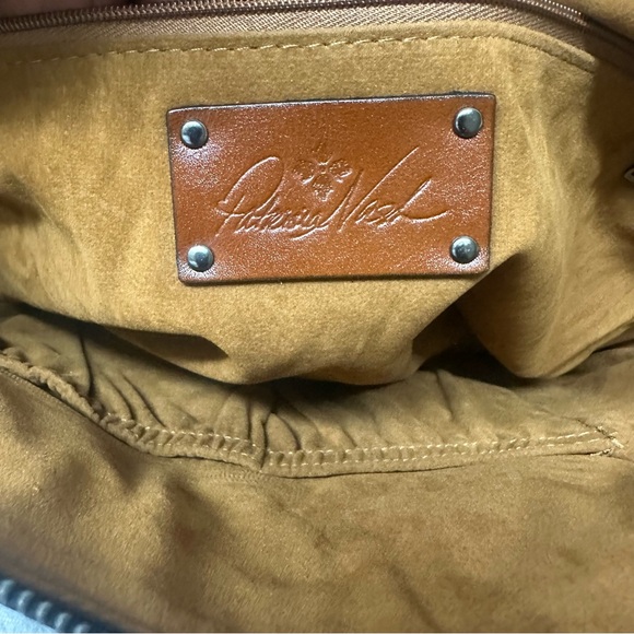 Patricia Nash Josselin Floral Print Women's Bag with Black Accents - Picture 7 of 9